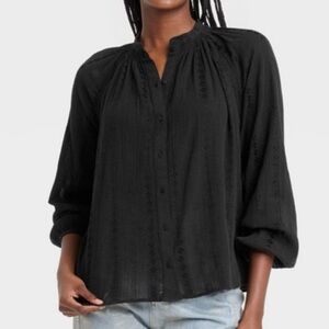 Universal thread women’s black lace button down top